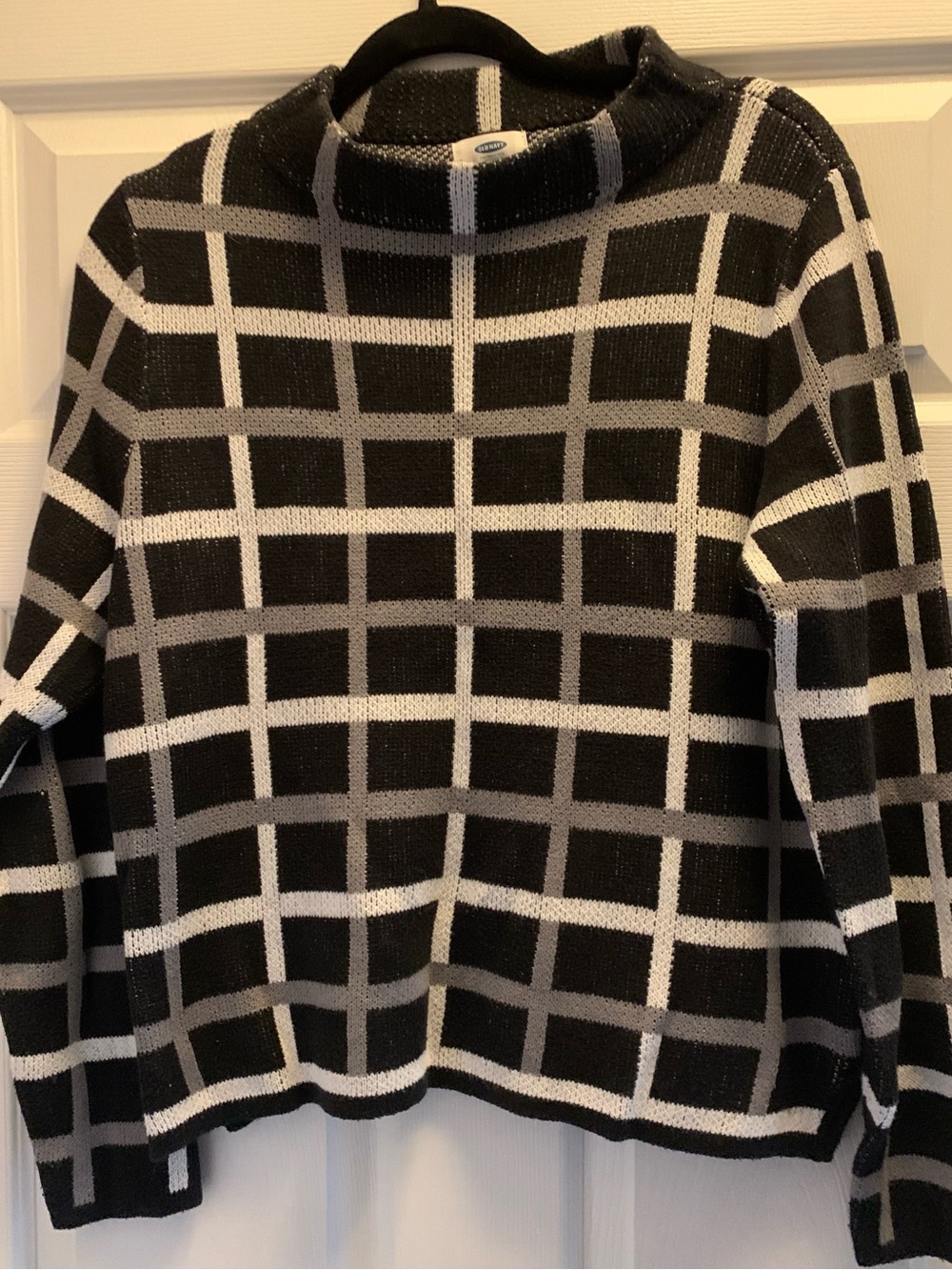 Women’s Old Navy Mock Neck Black, Gray and White Grid Knit Sweater